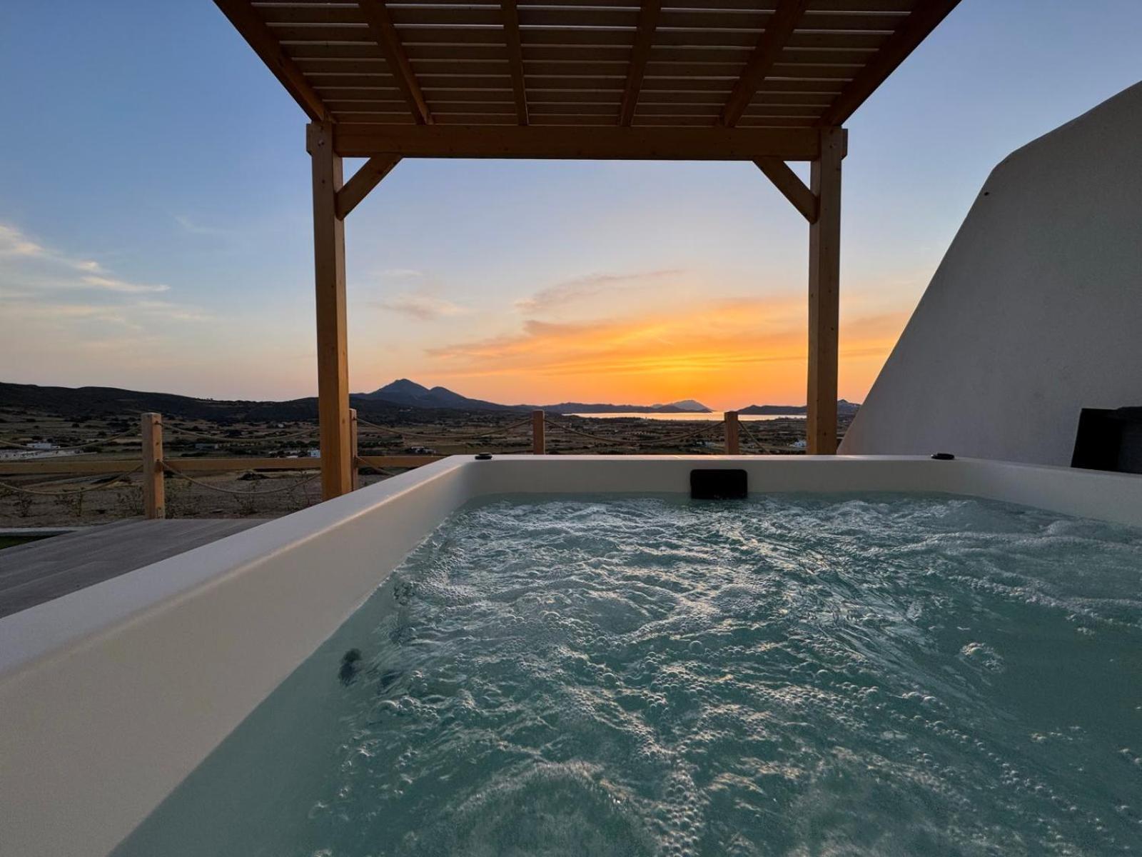 Bayview Villa With Jaccuzi - Milos Zefiría Exterior foto